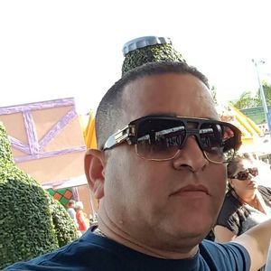 Meet your Posher, Idalberto